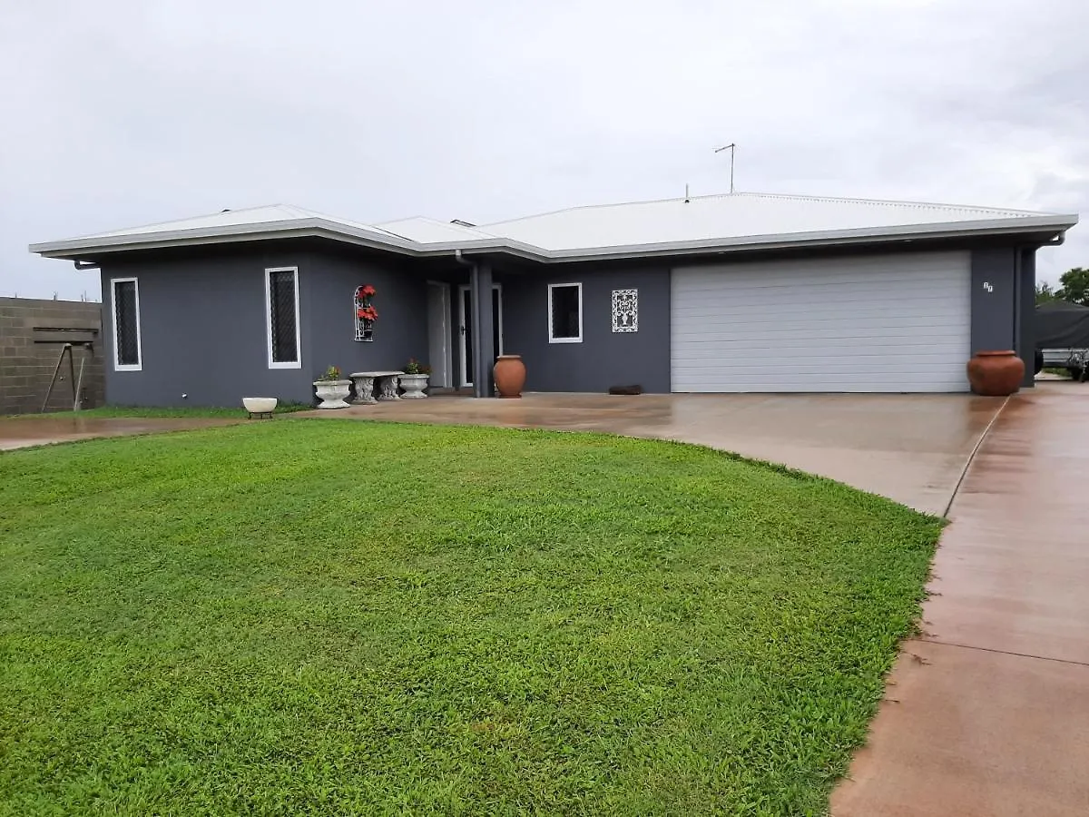 Room In Guest Room - Cozy Room With Separate Entrance And Ensuit Bathroom Atherton Australien